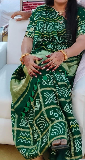 bandhani saree
