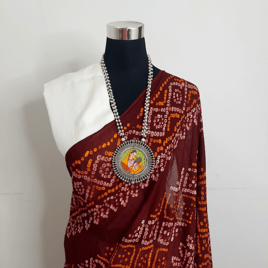 IkBandh - WHITE MAROON IKKAT BANDHANI SAREE – Handmade Bandhani Saree in Gajji/Modal Silk | Aj Designs