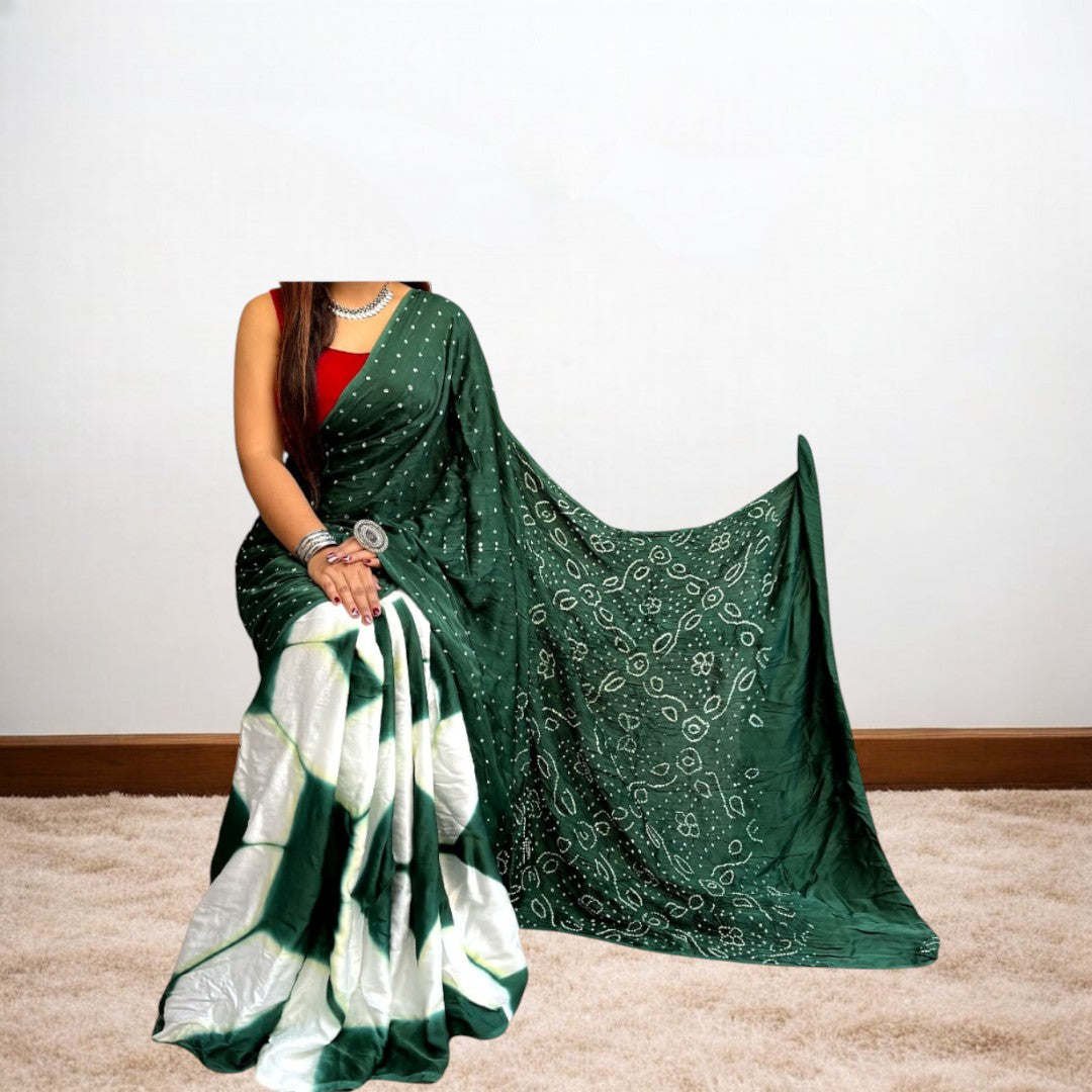 ClampAura - Green Clamp Dyed Dot & Design Bandhani Saree