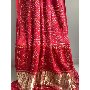 Sundar - Pure Gajji Silk Chandrakhoni Bandhani Saree