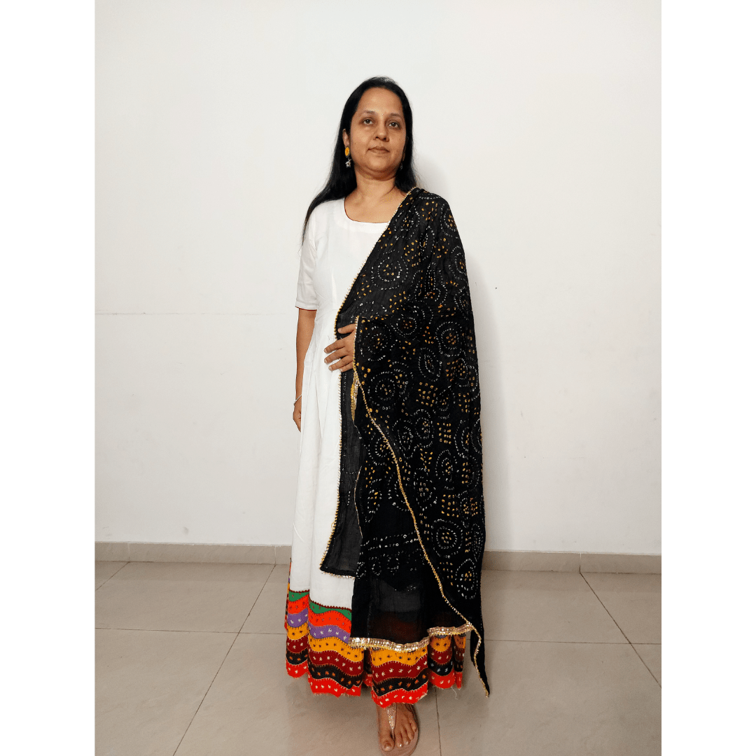 Cotton Bandhani Dupatta Gol Chakkar Design Black – Handmade Bandhani Saree in Gajji/Modal Silk | Aj Designs