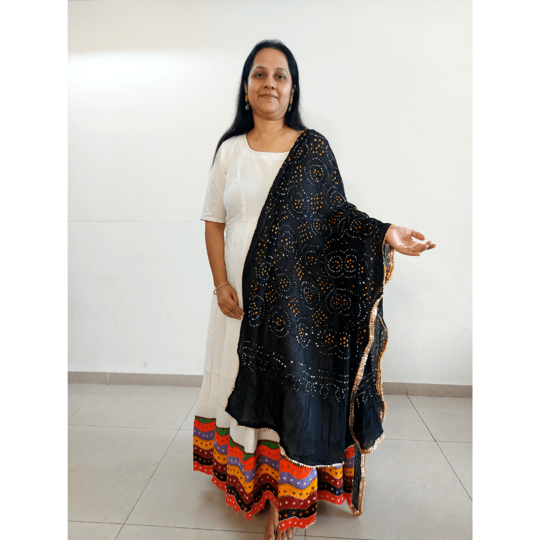 Cotton Bandhani Dupatta Gol Chakkar Design Black – Handmade Bandhani Saree in Gajji/Modal Silk | Aj Designs