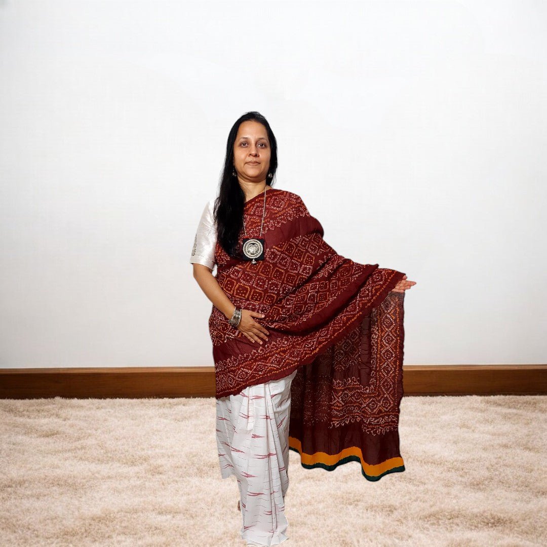 IkBandh - WHITE MAROON IKKAT BANDHANI SAREE – Handmade Bandhani Saree in Gajji/Modal Silk | Aj Designs