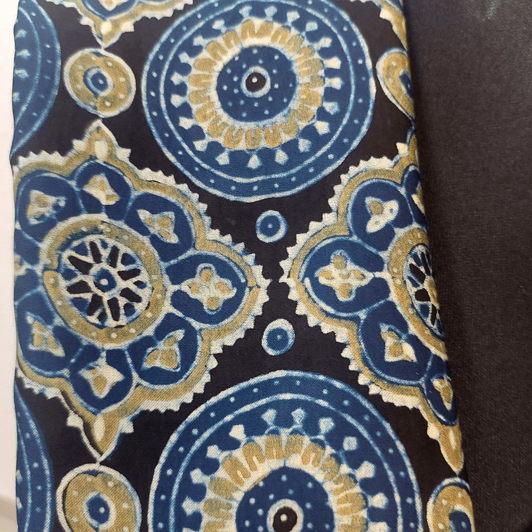 MAHIRA AJRAKH HAND BLOCK PRINTED MODAL SILK SAREE – Handmade Bandhani Saree in Gajji/Modal Silk | Aj Designs