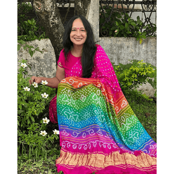 Pure Gajji Silk Multi Pallu Bandhani Saree With Zari Border